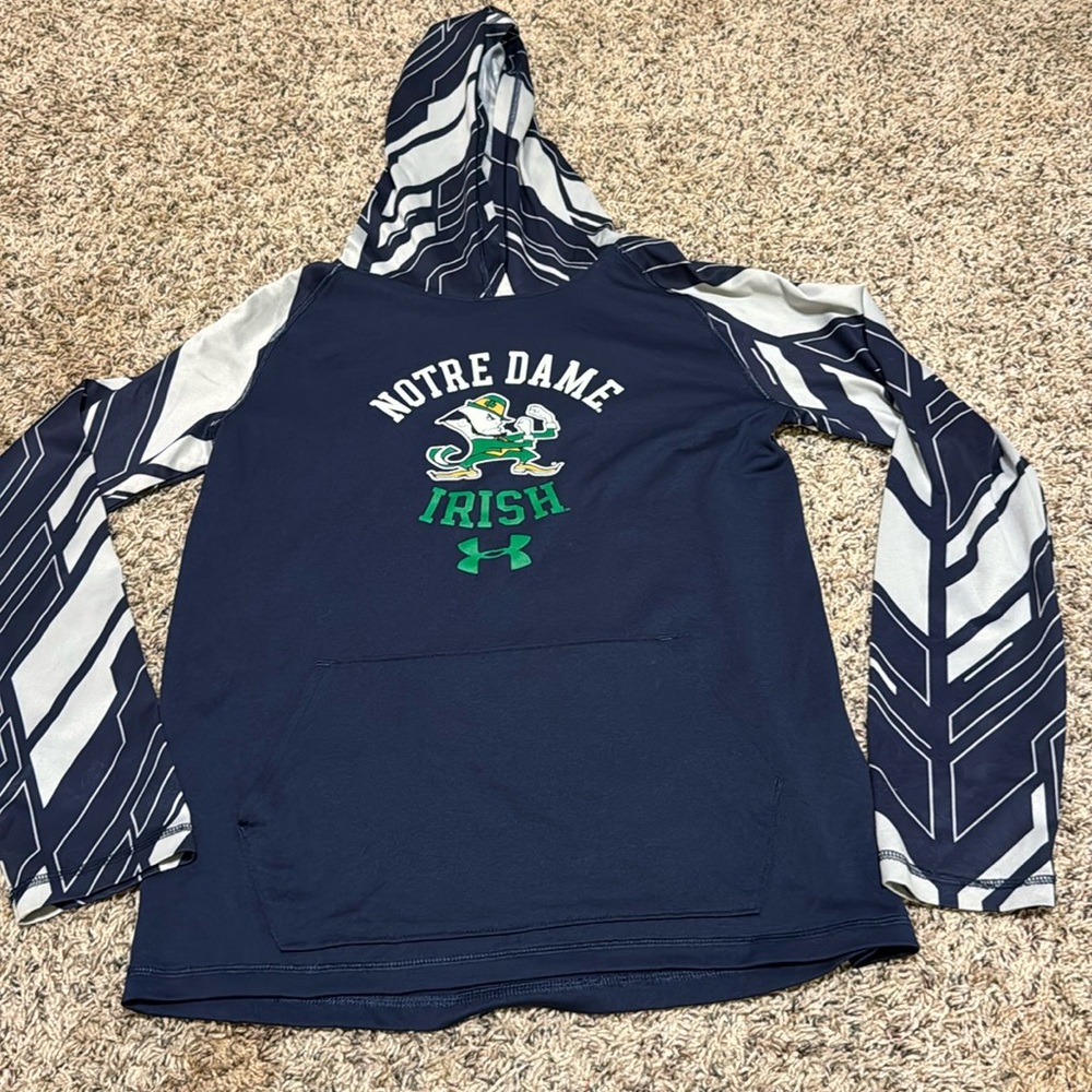 Under Armour youth, large Notre Dame thin hoodie